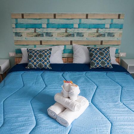 La Piccola Formica Charme Rooms Palermo Luaran gambar
