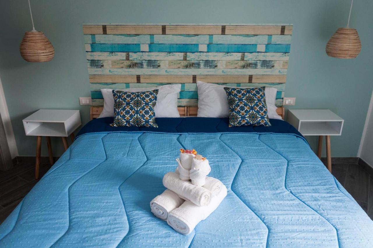 La Piccola Formica Charme Rooms Palermo Luaran gambar