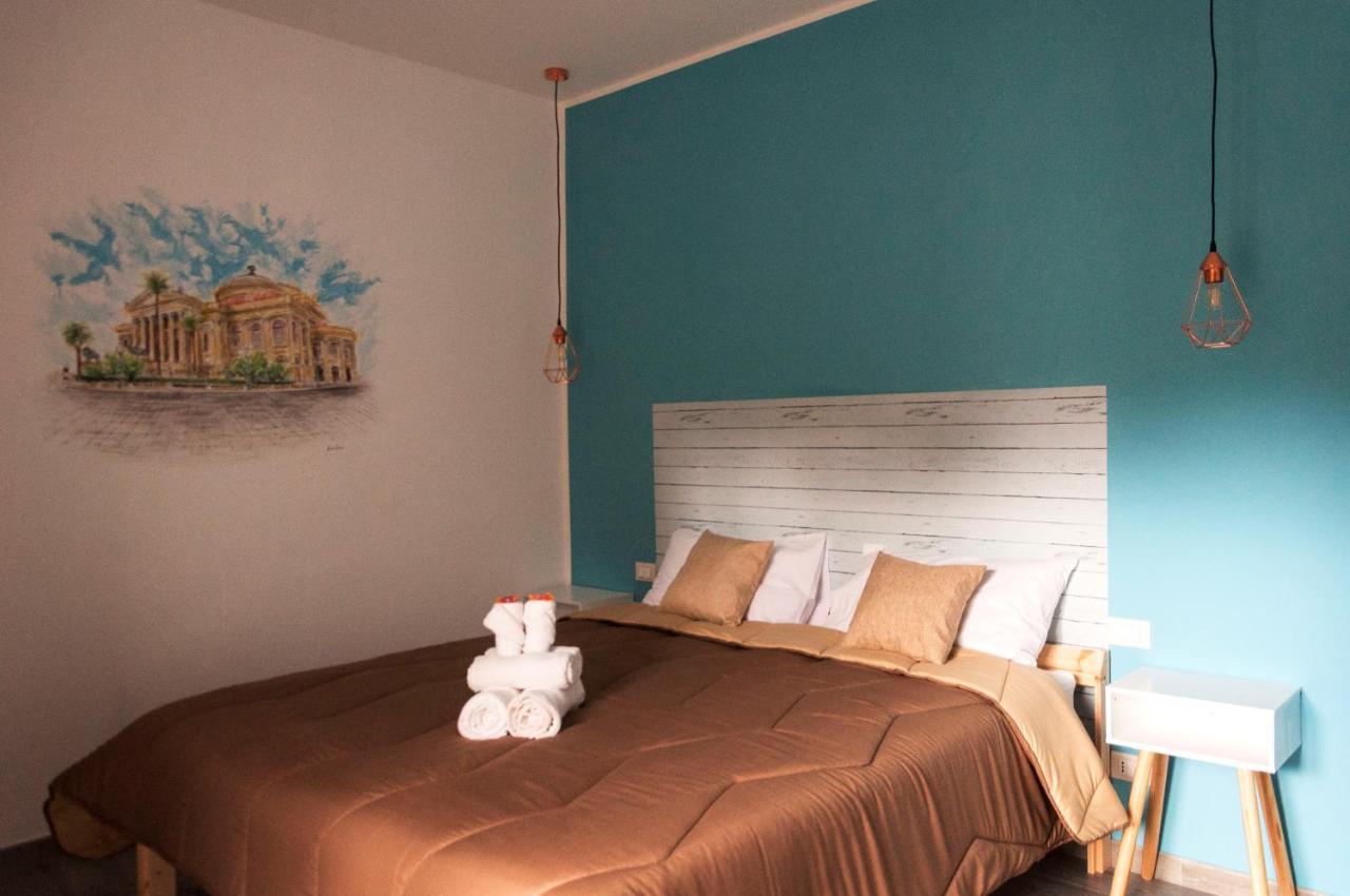 La Piccola Formica Charme Rooms Palermo Luaran gambar