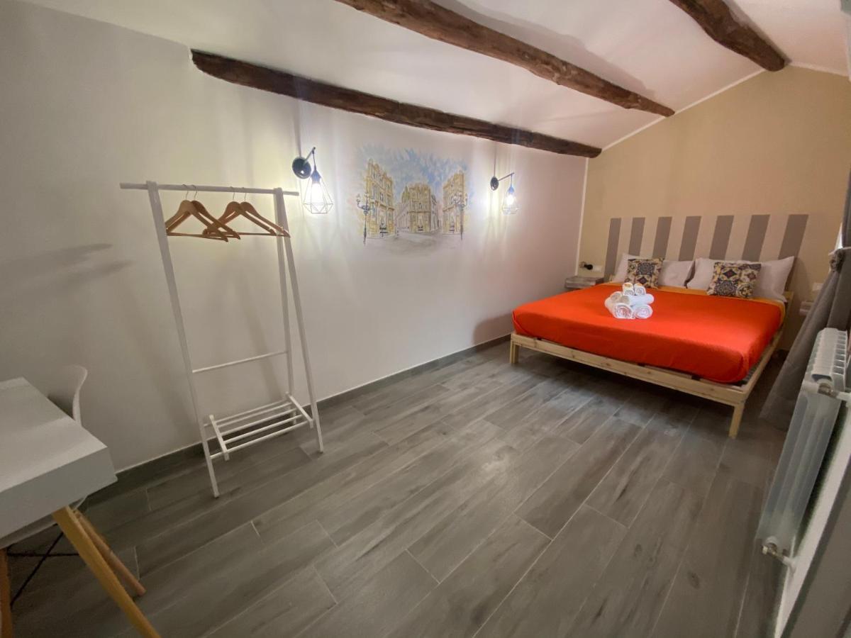 La Piccola Formica Charme Rooms Palermo Luaran gambar